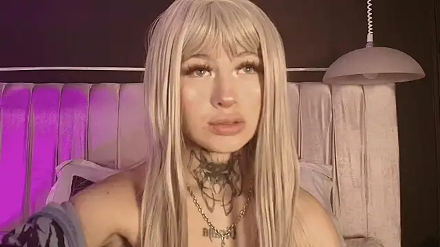 Zhally Dee online show from 11/03/25, 06:31