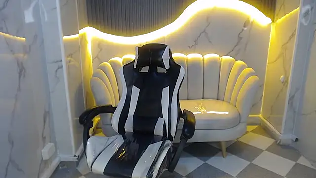  wendy b online show from 09/26/25, 08:13