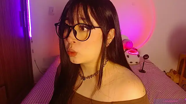 Oliviargf online show from 06/17/26, 01:19