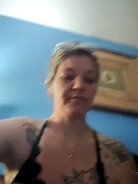 sexytattedbabe online show from 11/01/25, 06:15