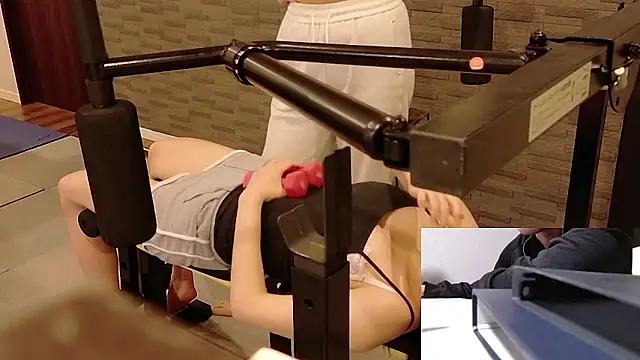 Stretch-man online show from 11/12/25, 08:04