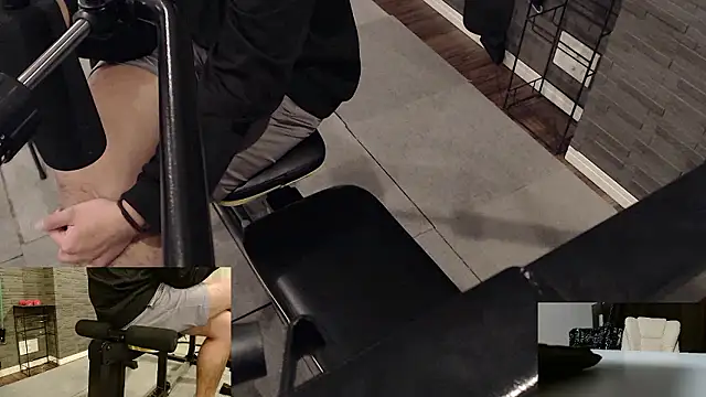 Stretch-man online show from 12/03/25, 05:22