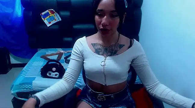 XxxReinaSexyBodyxxX777 online show from 03/15/25, 01:18