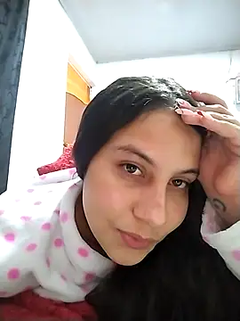 Snapshot of esmeralda_jadees chatting on 12/03/25, 09:40 esmeralda jadees online show from 12/03/25, 09:40