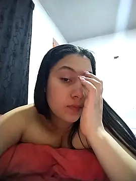 esmeralda jadees online show from 12/15/25, 04:06