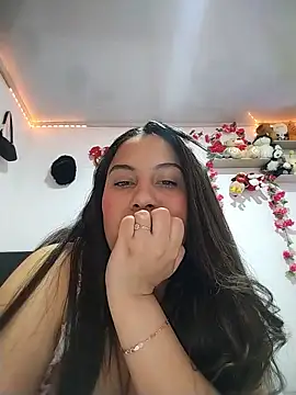 esmeralda jadees online show from 05/16/26, 02:19