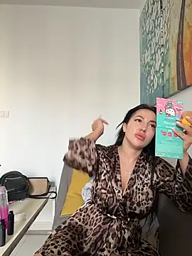 AleksandraRich online show from 11/25/25, 01:16