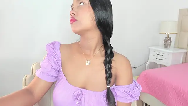 MadisonGomez16 online show from 05/31/26, 11:39
