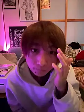 Snapshot of ryokunero chatting on 09/23/25, 04:37 ryokunero online show from 09/23/25, 04:37