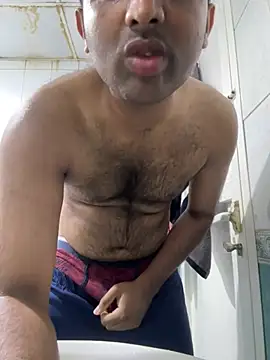 Snapshot of MIRTHICK2002 chatting on 03/15/25, 08:48 MIRTHICK2002 online show from 03/15/25, 08:48