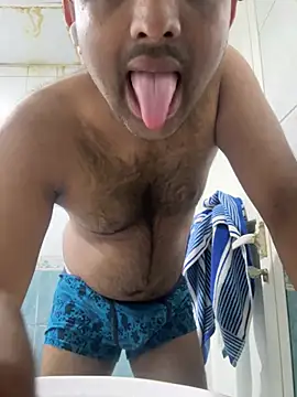 Snapshot of MIRTHICK2002 chatting on 03/17/25, 08:51 MIRTHICK2002 online show from 03/17/25, 08:51