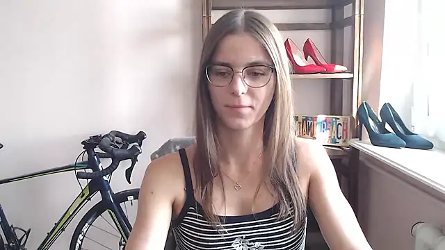 love megi online show from 05/04/26, 01:29