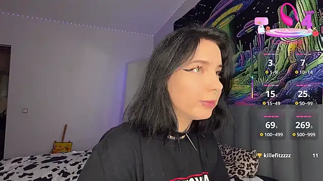 Snapshot of yourvodka chatting on 10/15/25, 10:21 yourvodka online show from 10/15/25, 10:21