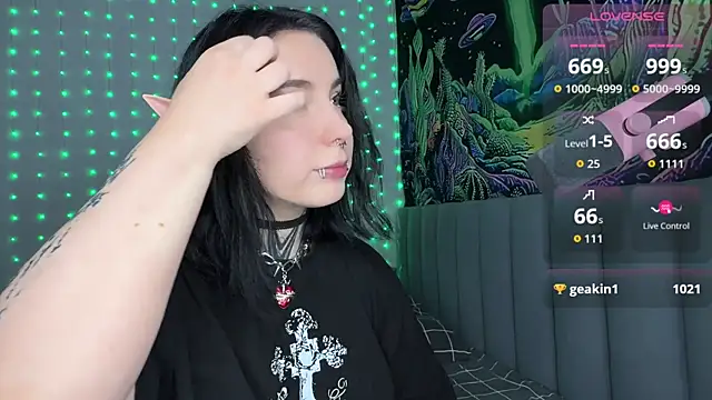 Snapshot of yourvodka chatting on 12/05/25, 06:00 yourvodka online show from 12/05/25, 06:00