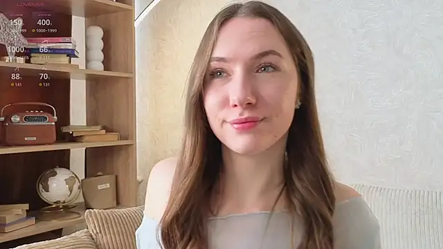 Kira mindnes online show from 10/03/25, 05:15