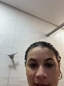 Snapshot of roldanmary chatting on 03/11/25, 06:30 roldanmary online show from 03/11/25, 06:30