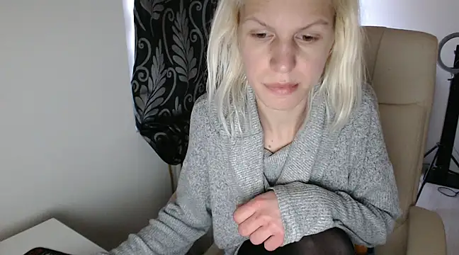 ElssaRush online show from 03/09/25, 06:39