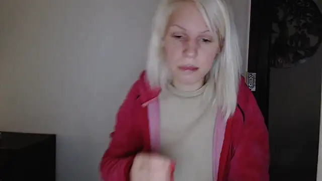 ElssaRush online show from 10/02/25, 06:09