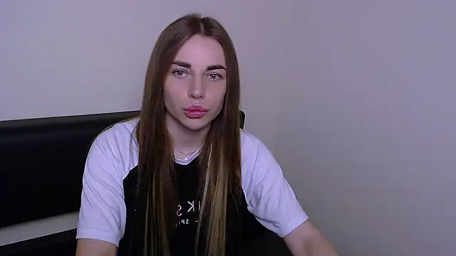 MiaDari  online show from 03/10/25, 08:04