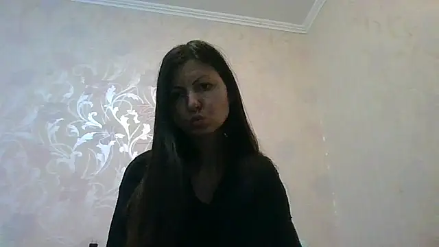 Snapshot of AliseWats chatting on 09/28/25, 03:17 AliseWats online show from 09/28/25, 03:17