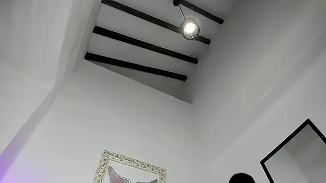 Snapshot of Lola_Blondie chatting on 10/04/25, 12:14 Lola Blondie online show from 10/04/25, 12:14