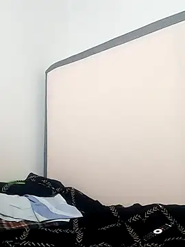 Snapshot of Karlaa_anki chatting on 03/07/25, 08:11 Karlaa anki online show from 03/07/25, 08:11