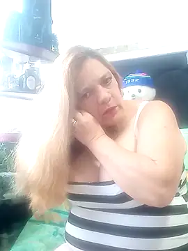 Snapshot of Karlaa_anki chatting on 03/14/25, 02:52 Karlaa anki online show from 03/14/25, 02:52