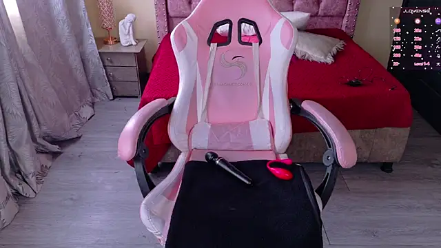 Snapshot of sweet__thang chatting on 11/30/25, 04:33 sweet thang online show from 11/30/25, 04:33