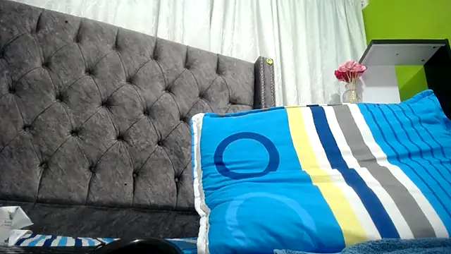 ANA-BULLOCK- online show from 10/01/25, 12:11