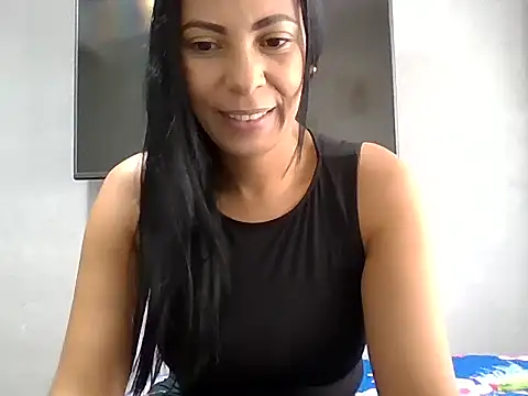 DaphneRosses online show from 11/02/25, 08:00