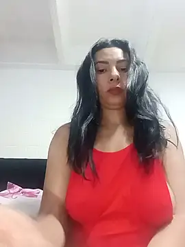 DaphneRosses online show from 07/16/26, 02:34