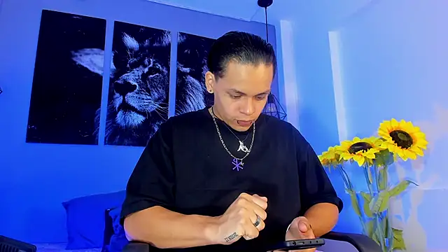 Snapshot of Draco_collins chatting on 11/29/25, 08:34 Draco collins online show from 11/29/25, 08:34