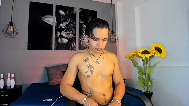 Snapshot of Draco_collins chatting on 12/04/25, 08:17 Draco collins online show from 12/04/25, 08:17