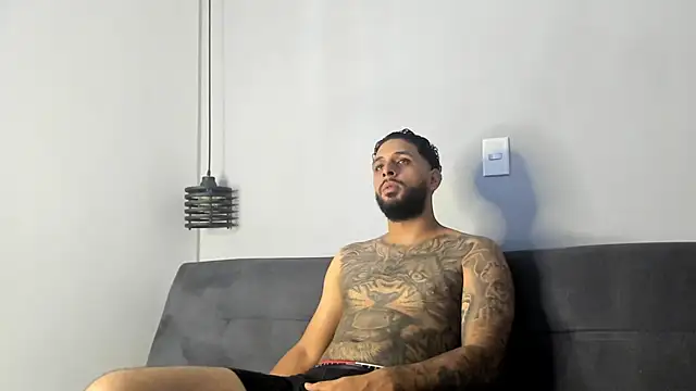 ASHLEY AND ASH online show from 09/15/25, 10:10