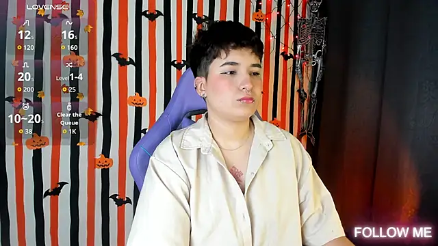 Snapshot of emma_cute7 chatting on 10/12/25, 03:38 emma cute7 online show from 10/12/25, 03:38