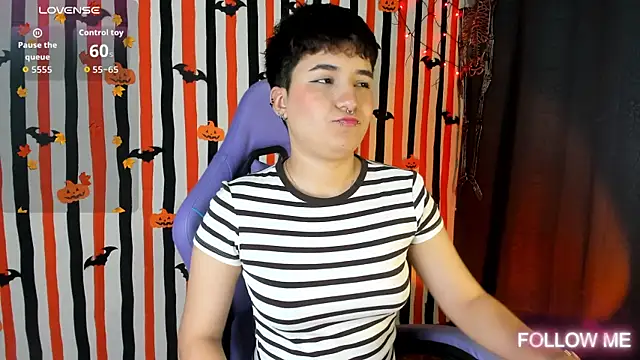 Snapshot of emma_cute7 chatting on 10/18/25, 03:31 emma cute7 online show from 10/18/25, 03:31