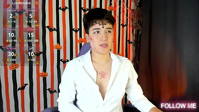 Snapshot of emma_cute7 chatting on 10/19/25, 02:45 emma cute7 online show from 10/19/25, 02:45