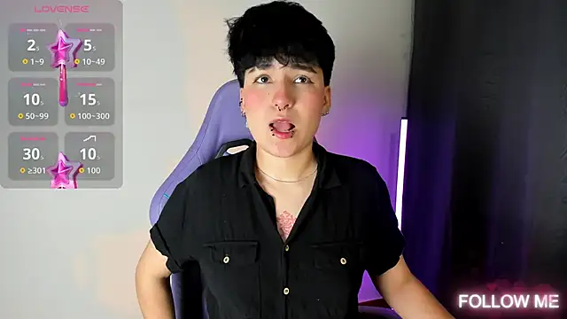 emma cute7 online show from 12/14/25, 08:52