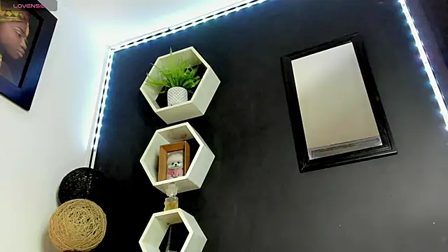 AteneaTaylor online show from 03/14/25, 01:37