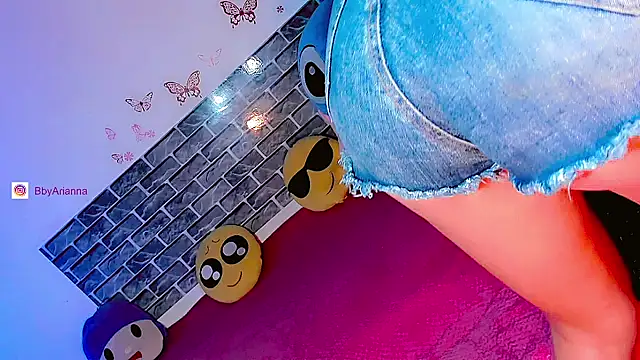 Snapshot of Ariana_doll01 chatting on 01/13/26, 10:53 Ariana doll01 online show from 01/13/26, 10:53