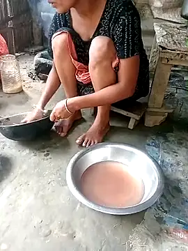 Snapshot of Sexy-nandani-baby chatting on 10/08/25, 05:49 Sexy-nandani-baby online show from 10/08/25, 05:49