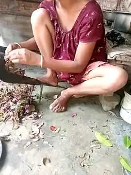 Snapshot of Sexy-nandani-baby chatting on 10/23/25, 06:23 Sexy-nandani-baby online show from 10/23/25, 06:23