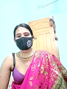 Hot-Nipa online show from 03/11/25, 01:45