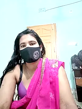 Hot-Nipa online show from 03/11/25, 05:13