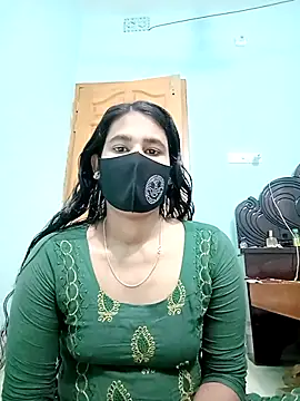 Hot-Nipa online show from 03/12/25, 12:36