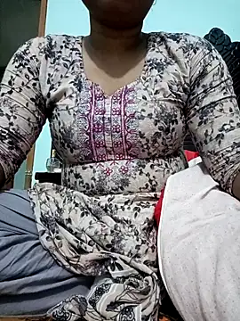 Hot-Nipa online show from 12/22/25, 04:31