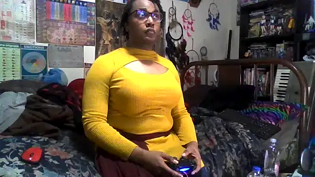 Snapshot of GardeniaFields chatting on 11/09/25, 11:58 GardeniaFields online show from 11/09/25, 11:58