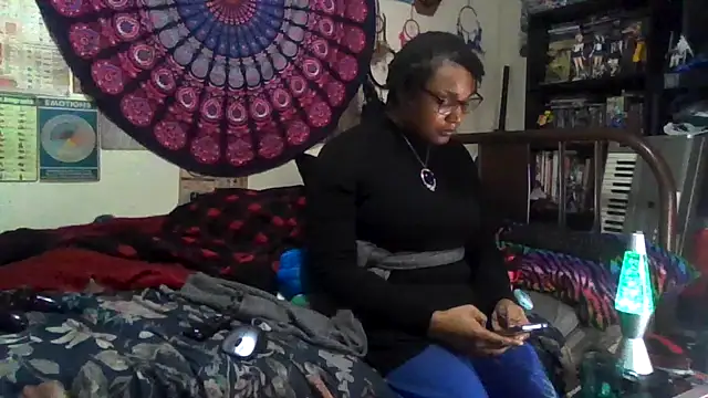 Snapshot of GardeniaFields chatting on 12/03/25, 06:43 GardeniaFields online show from 12/03/25, 06:43