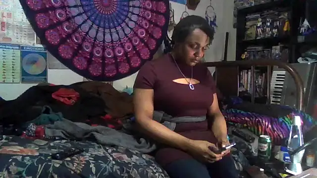 Snapshot of GardeniaFields chatting on 12/04/25, 01:48 GardeniaFields online show from 12/04/25, 01:48