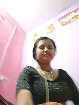 Poonam25 online show from 03/10/25, 04:46